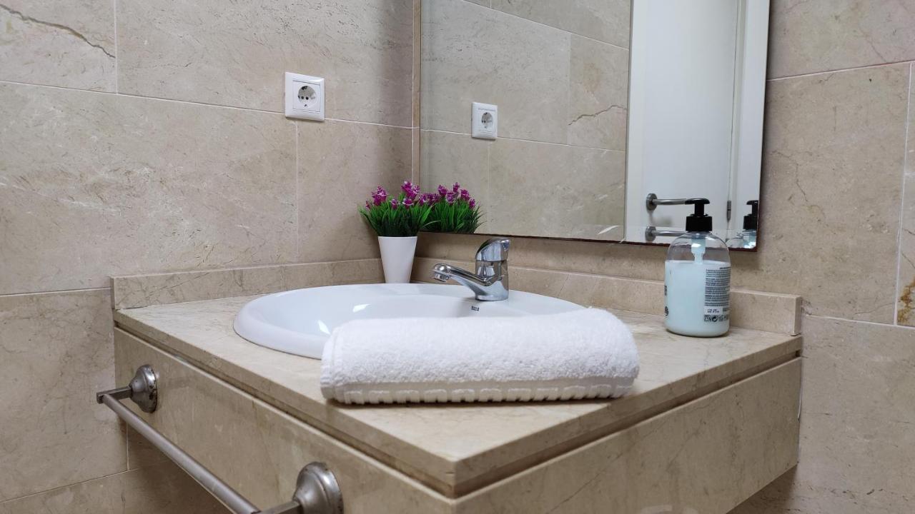 Cala Alta Sun&Beach Apartaments กาลา เด ฟีเนสตรัต ภายนอก รูปภาพ
