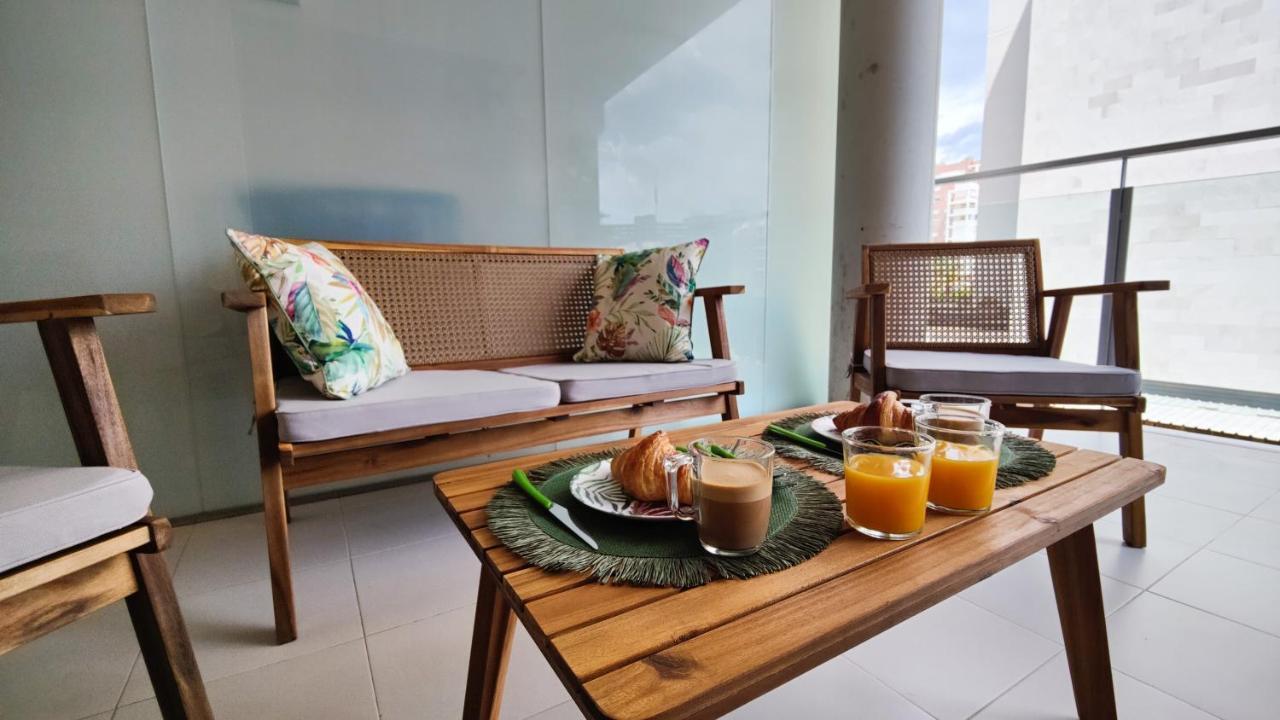Cala Alta Sun&Beach Apartaments กาลา เด ฟีเนสตรัต ภายนอก รูปภาพ